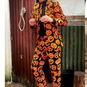 🎃 Jack-o-lantern Suit NWT 🎃